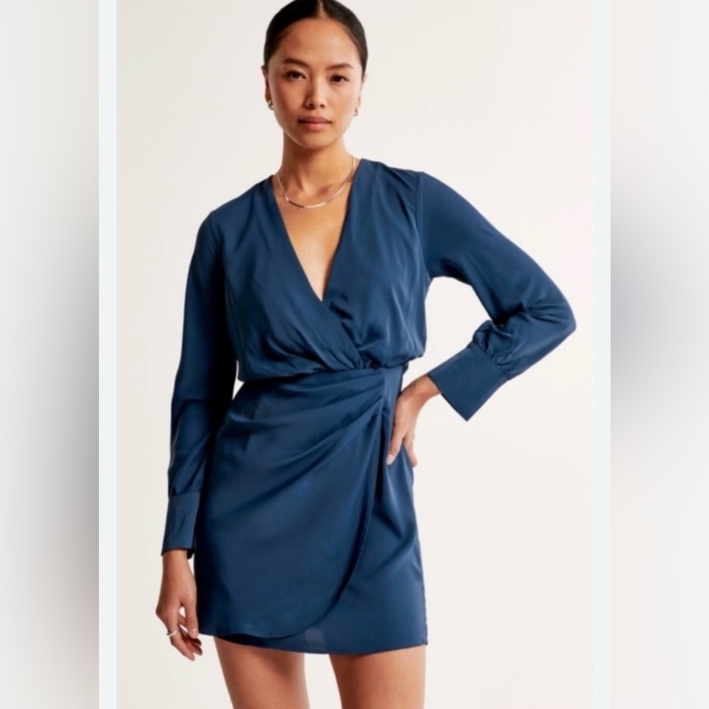 Abercrombie & Fitch Long Sleeve Draped Mini Dress